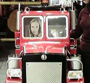 truck.jpg (27264 bytes)